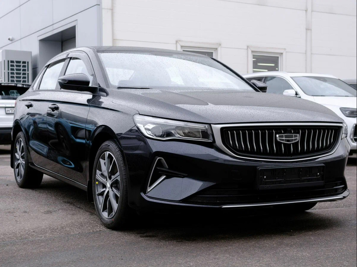 Picture Geely Emgrand 2025 